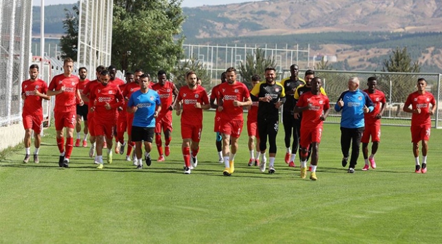 Sivasspor’un Avrupa Ligi’ndeki rakipleri belli oldu