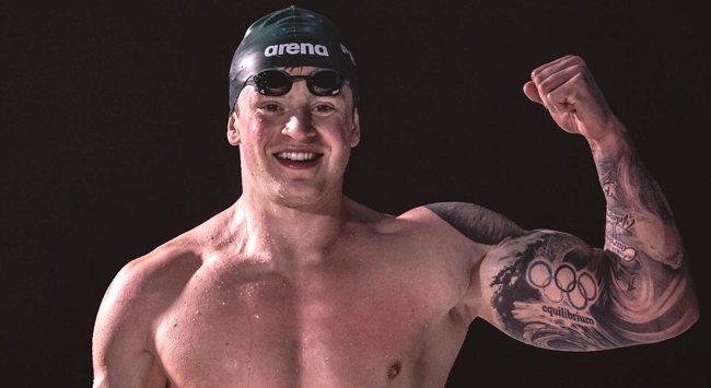 Adam Peaty 100 metre kurbağalamada dünya rekoru kırdı