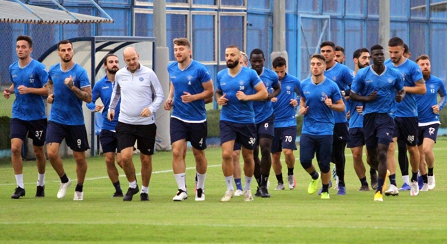 Adana Demirspor’da koronavirüs testleri tekrarlandı