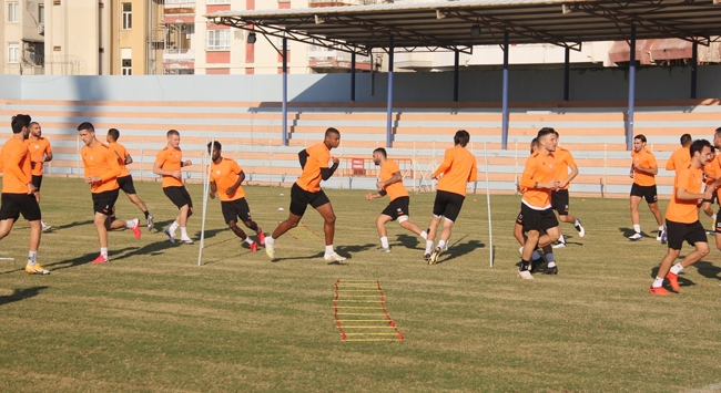 Adanaspor’da 3 koronavirüs vakası