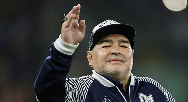 Diego Armando Maradona hayatını kaybetti