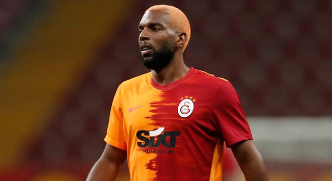 Ryan Babel koronavirüs şüphesiyle kadrodan çıkarıldı