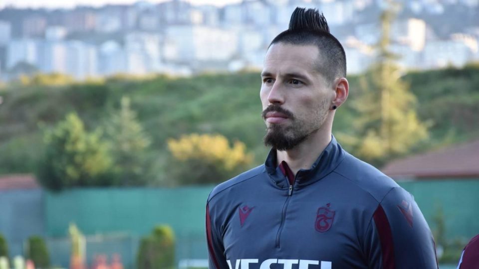 Hamsik: Lider olmanın keyfini çıkarıyoruz