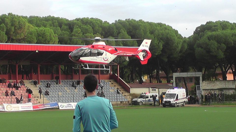 Amatör futbol ligi maçına “hava ambulansı” arası