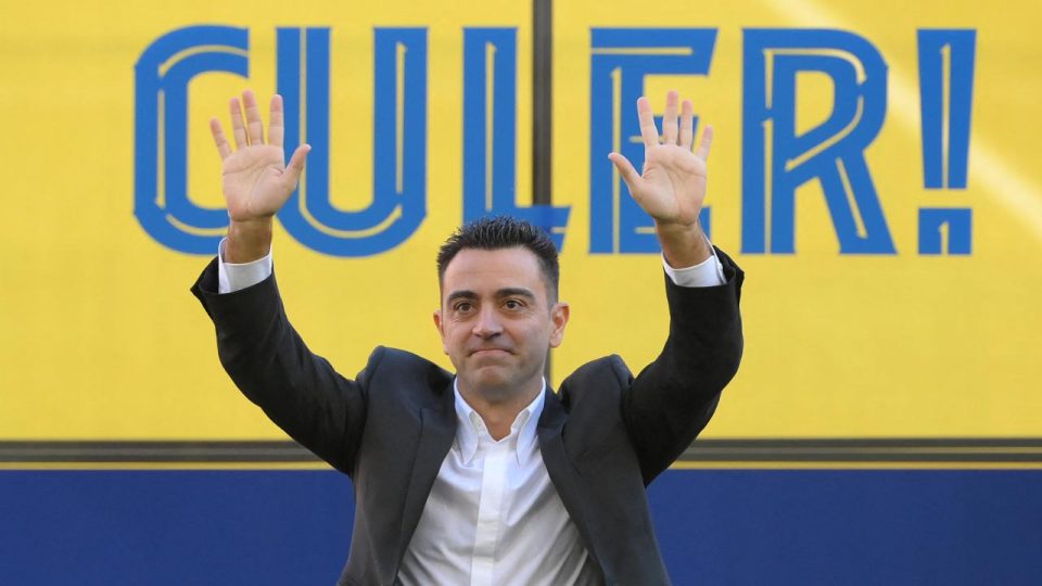 Barcelona’da Xavi Hernandez dönemi resmen başladı