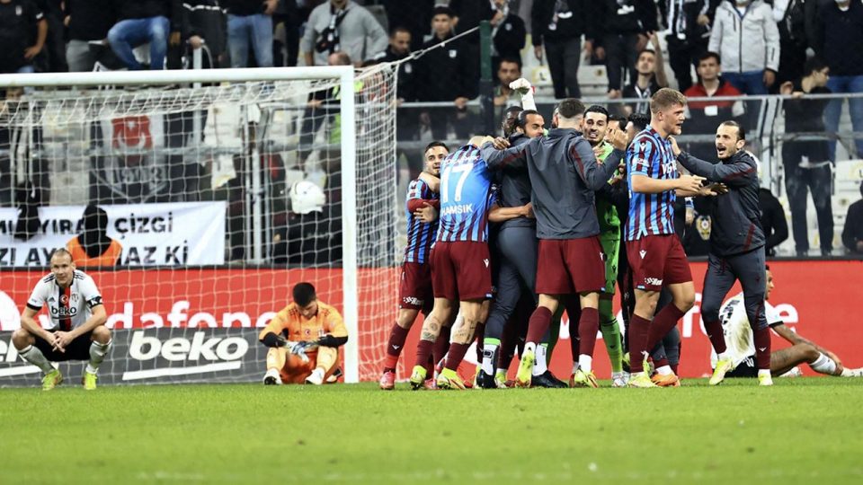 Beşiktaş Trabzonspor’u evinde yine yenemedi