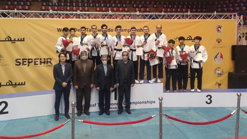 Erkek Poomsae Senkron Milli Takımı dünya ikincisi oldu