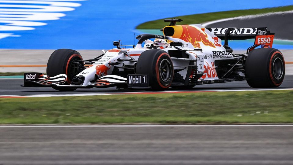 F1 Meksika’da kazanan Verstappen