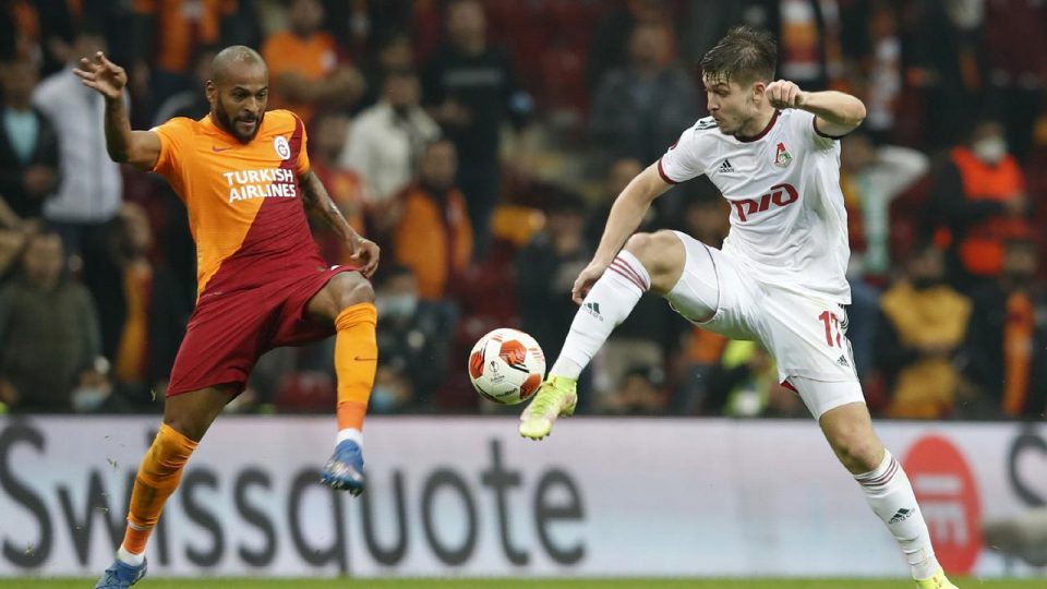 Galatasaray grupta ilk kez kalesinde gol gördü