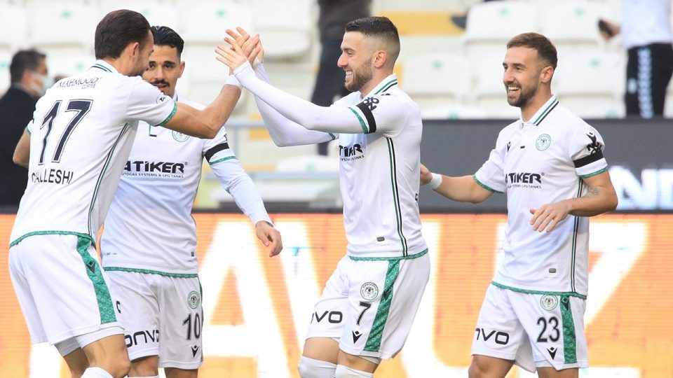 Konyaspor seriye devam etti