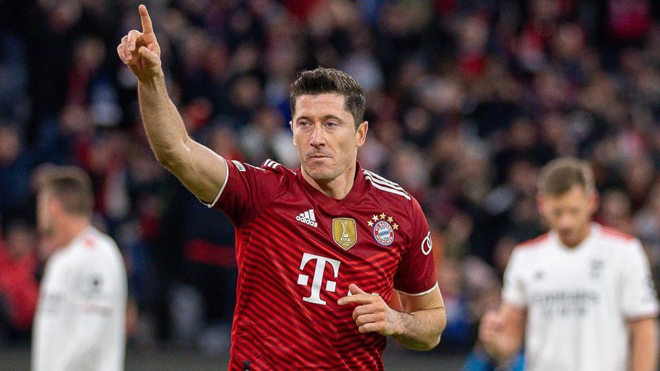 Robert Lewandowski rekora doymuyor