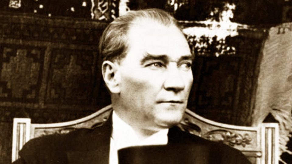 Spor camiası Büyük Önder Atatürk’ü andı