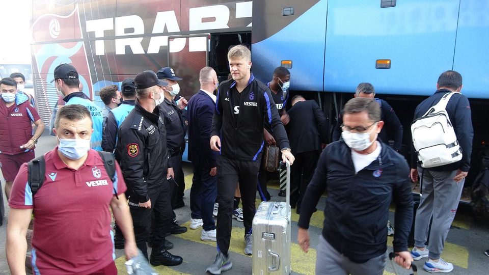 Trabzonspor 4 eksikle İstanbul’da