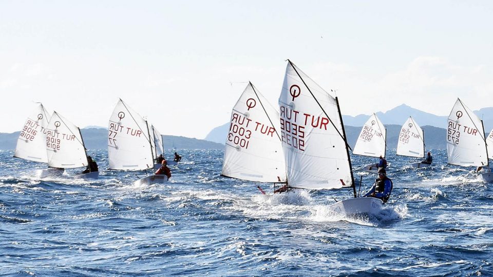 Yelken Optimist Milli Takımı Tayland’da şampiyon oldu