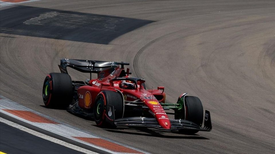 F1 Azerbaycan Grand Prix’sinde “pole” pozisyonu Leclerc’in