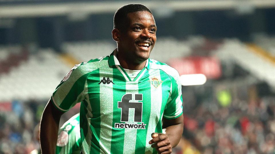 Fenerbahçe William Carvalho transferinde aşama kaydetti