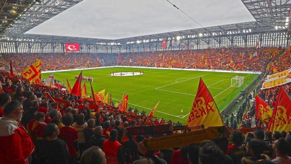 Göztepe’de Ankersen’e devir yakın