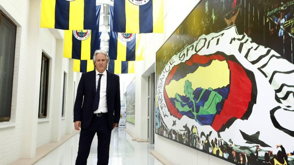 Jorge Jesus Fenerbahçe Can Bartu Tesisleri’ni gezdi