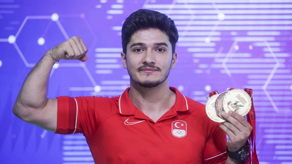 Milli halterci Muhammed Furkan olimpiyat şampiyonluğuna inanıyor