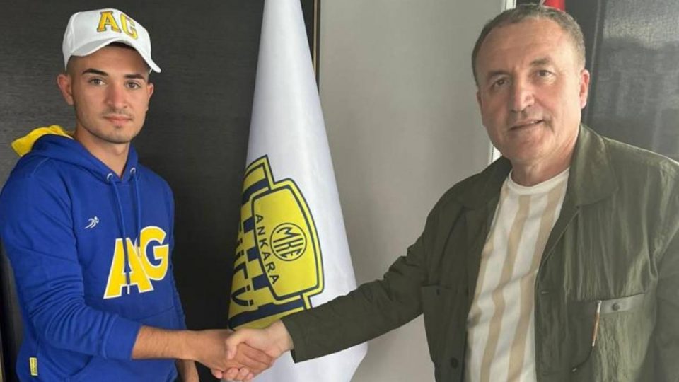 MKE Ankaragücü Fıratcan Üzüm’ü kadrosuna kattı