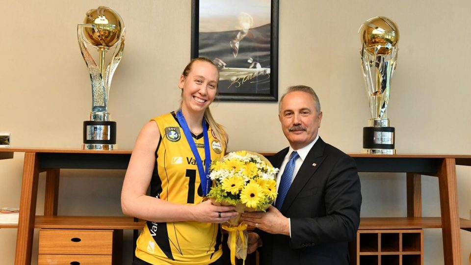 VakıfBank’ta Michelle Bartsch-Hackley ile yollar ayrıldı