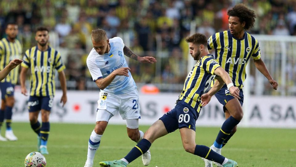 10 kişi kalan Fenerbahçe Dinamo Kiev’e elendi