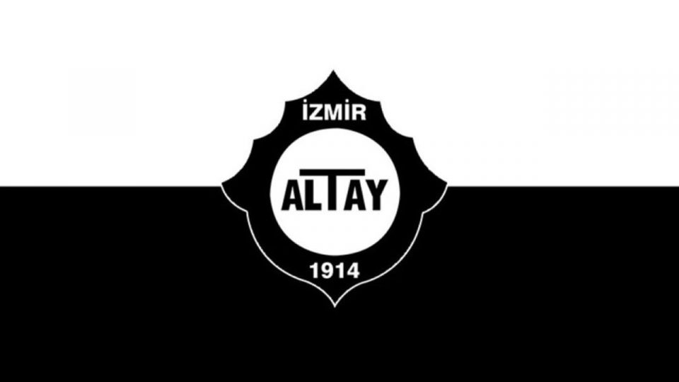 Altay 3 futbolcusuyla yeniden anlaştı