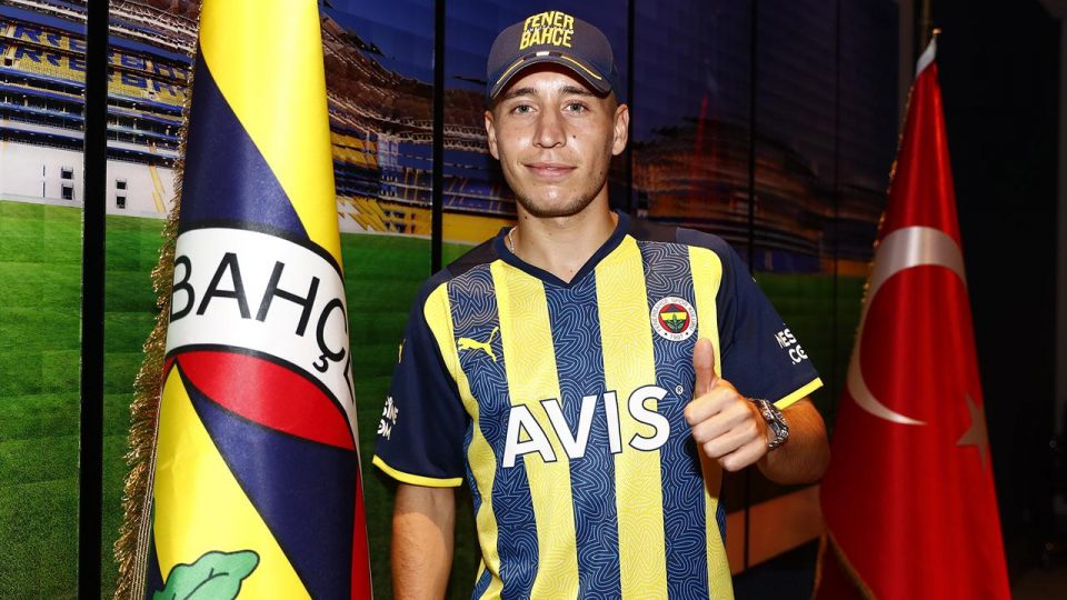 Emre Mor resmen Fenerbahçe’de