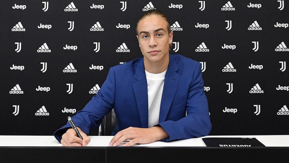 Juventus Türk oyuncuyu altyapısına transfer etti