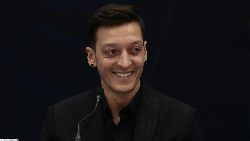 Mesut Özil Başakşehir’de