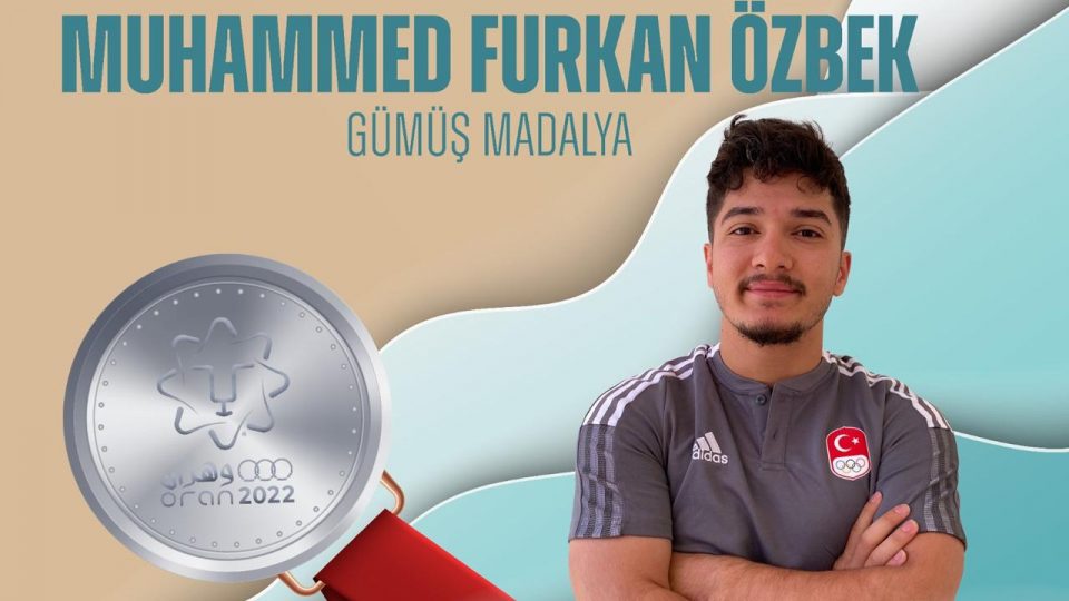 Milli halterci Muhammed Furkan Özbek’ten gümüş madalya