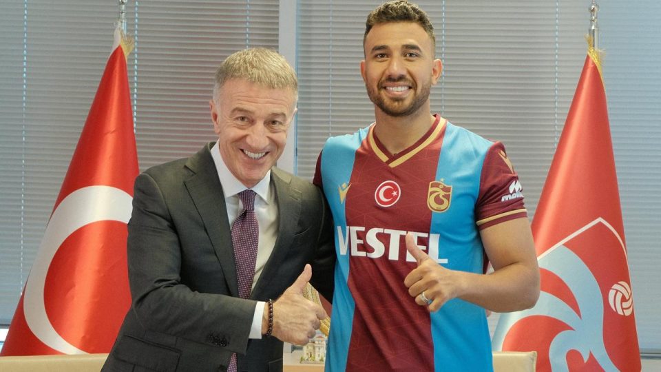 Trabzonspor’da Trezeguet için imza töreni düzenlendi