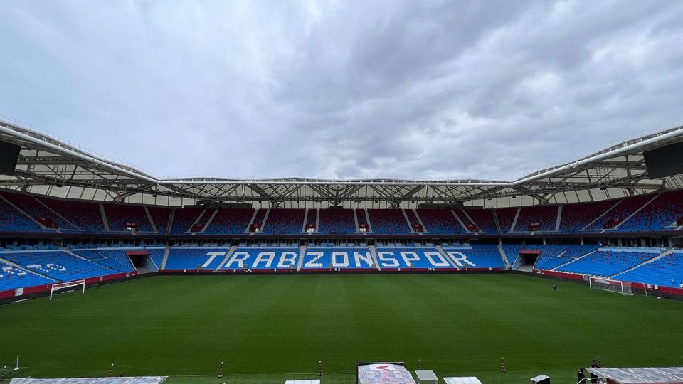 Trabzonspor’un stadyumu yeni sezona hazırlanıyor