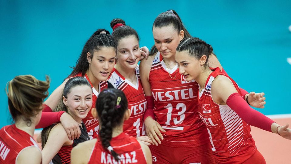 U17 Kız Voleybol Milli Takımı, Avrupa Şampiyonası’nda finalde