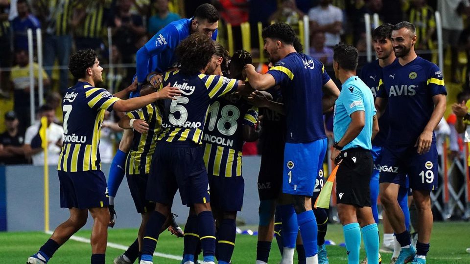 Fenerbahçe hücumda göz doldurdu