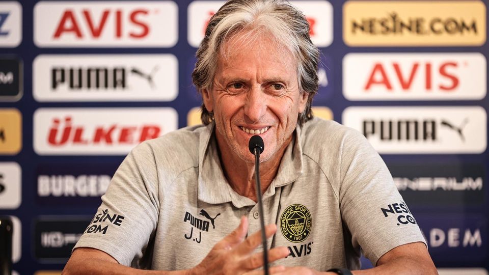 Jorge Jesus: Gruplara kalmak istiyoruz