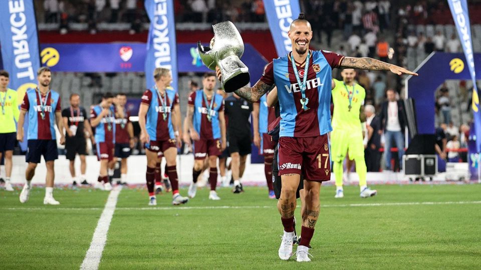 Trabzonspor’dan Hamsik’in sağlık durumuyla ilgili açıklama