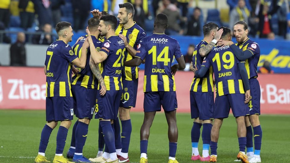 Ankaragücü yarın Trabzonspor’u konuk edecek