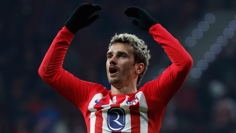 Antoine Griezmann Atletico Madrid tarihine geçti