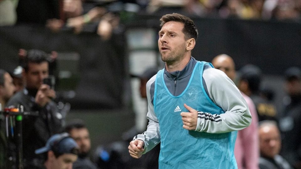 Messi’nin sahaya çıkmamasına tepki olarak Arjantin’in Çin’deki maçları iptal edildi